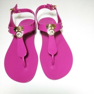 Michael Kors Sandals NEW
Sz 7M